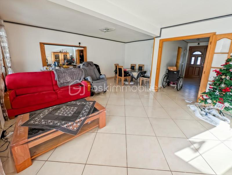 Maison - 147 m² - 8 pièces