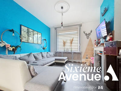 Maison - 137 m² - 6 pièces