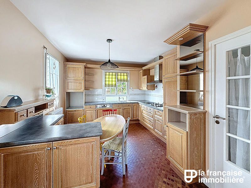 Maison - 88 m² - 5 pièces