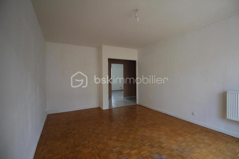 Appartement - 75 m² - 5 pièces