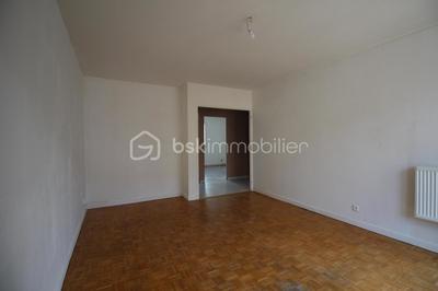 Appartement - 75 m² - 5 pièces