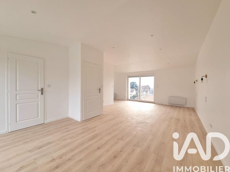Maison - 216 m² - 7 pièces