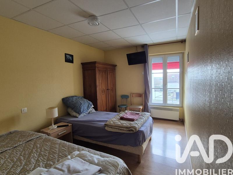 Maison - 280 m² - 9 pièces