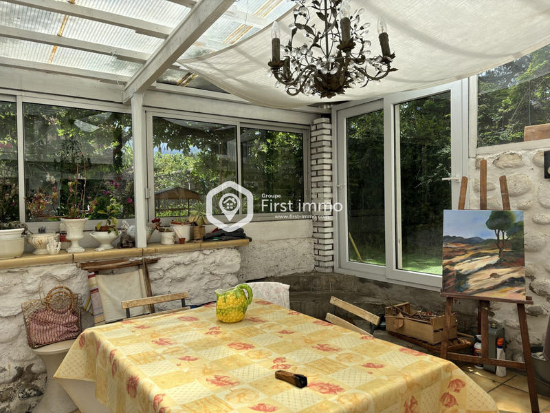 Maison - 328 m² - 10 pièces