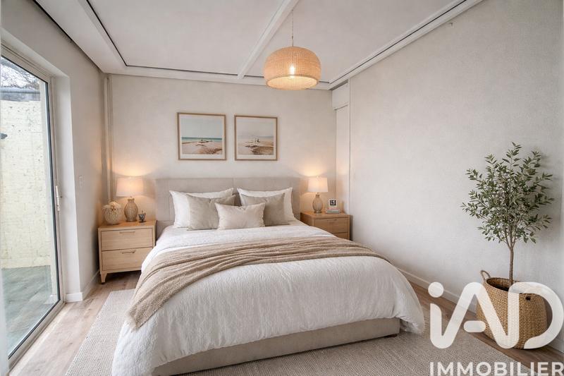 Maison - 152 m² - 9 pièces