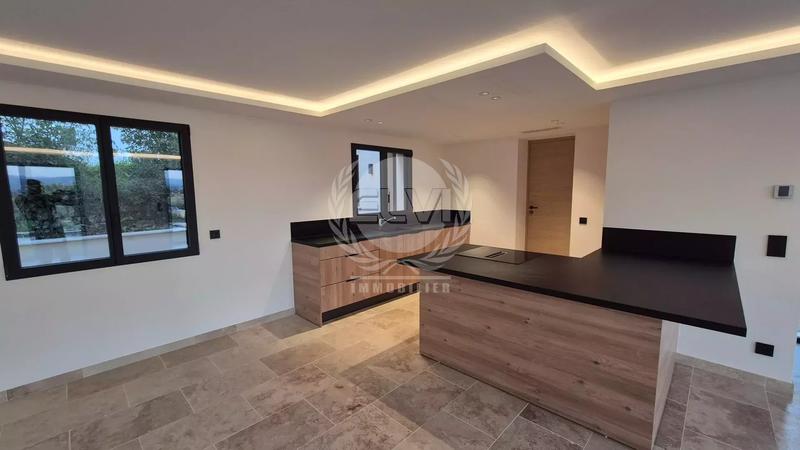 Maison - 146 m² - 5 pièces
