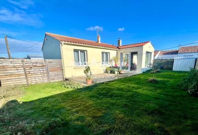 Maison - 89 m² - 5 pièces