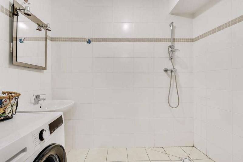 Appartement - 100 m² - 5 pièces