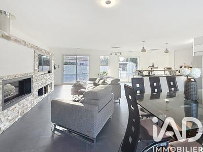 Maison - 187 m² - 6 pièces