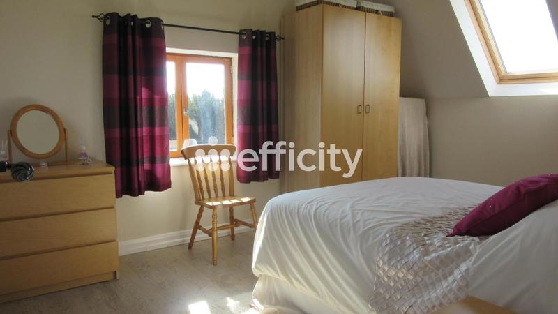 Maison - 269 m² - 9 pièces