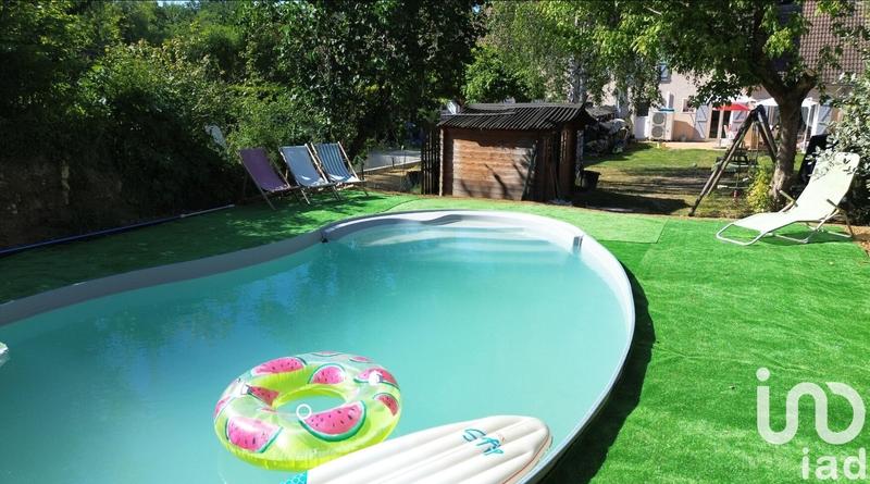 Maison - 148 m² - 8 pièces