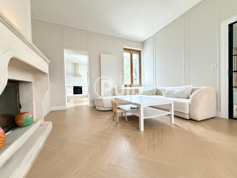 Maison de ville - 145 m² - 5 pièces