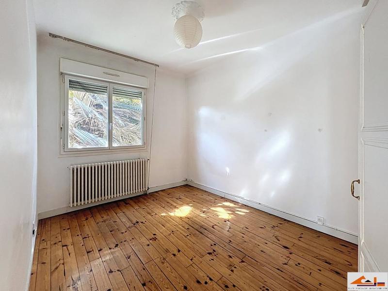 Immeuble - 150 m² - 7 pièces