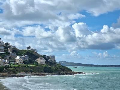 Maison traditionnelle - 120 m² - 6 pièces