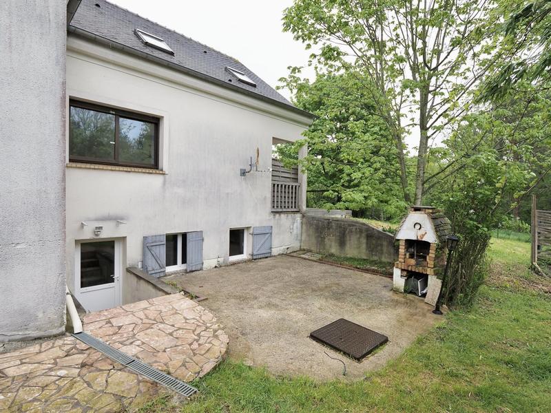 Maison - 250 m² - 13 pièces