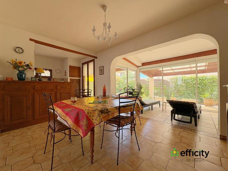 Maison - 188 m² - 7 pièces