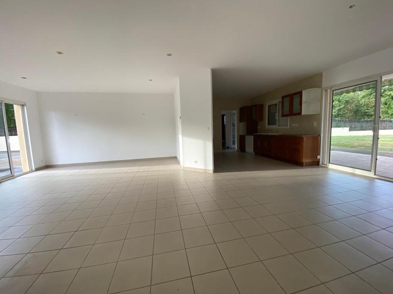 Maison - 160 m² - 6 pièces