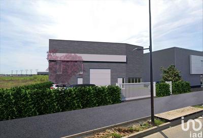 Local commercial - 739 m²