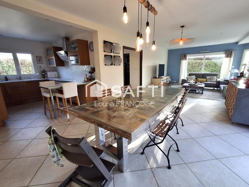 Maison - 130 m² - 6 pièces