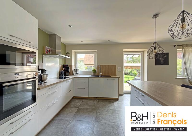 Maison ancienne - 172 m² - 5 pièces