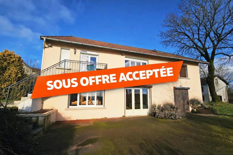 Maison - 280 m² - 9 pièces