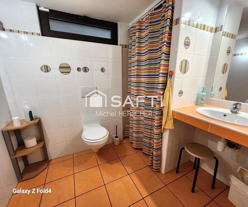 Maison - 215 m² - 8 pièces