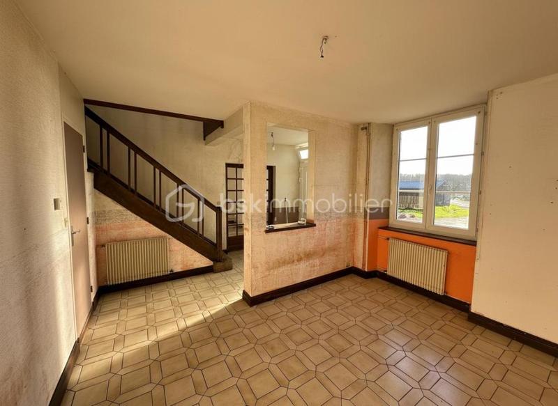 Maison en pierre - 1 130 m² - 5 pièces