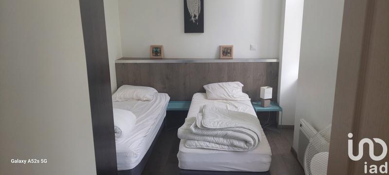 Maison - 400 m² - 22 pièces