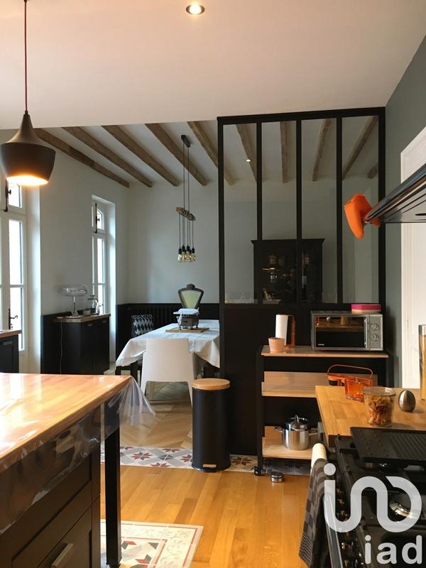 Maison - 263 m² - 8 pièces