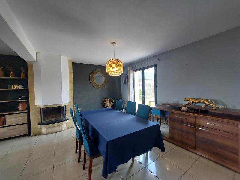 Maison - 104 m² - 6 pièces