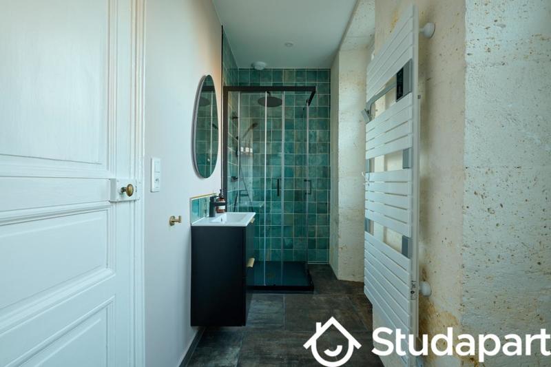 Chambre - 24 m² - 1 pièce