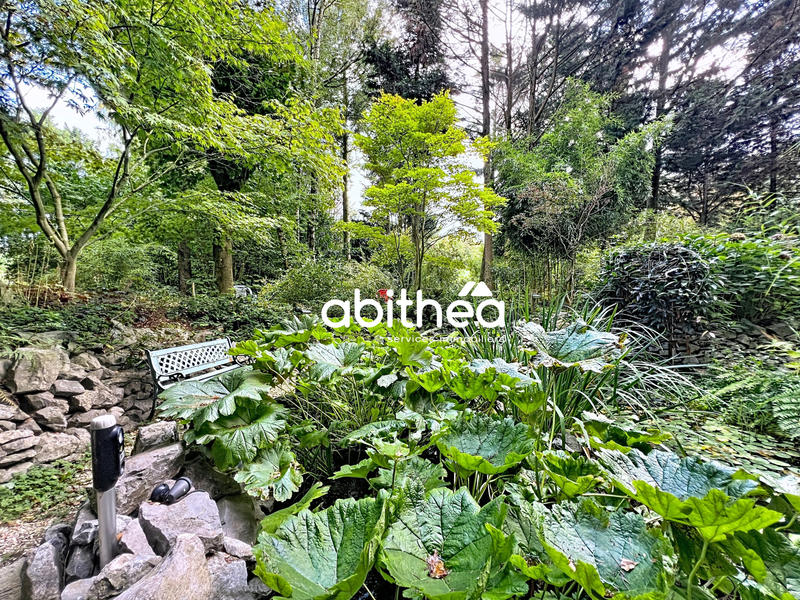 Maison - 151 m² - 8 pièces