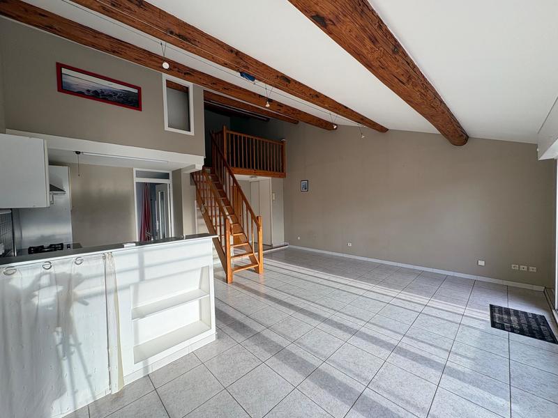 Immeuble - 130 m² - 6 pièces