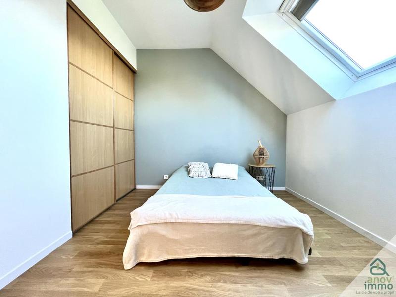 Demeure - 210 m² - 8 pièces