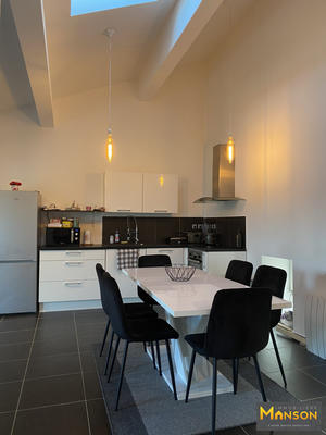 Appartement - 102 m² - 5 pièces