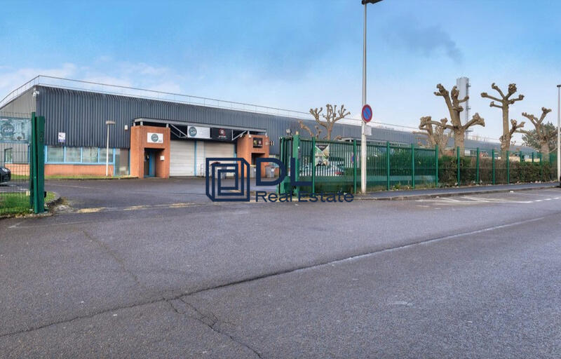 Entrepôt - 494 m²