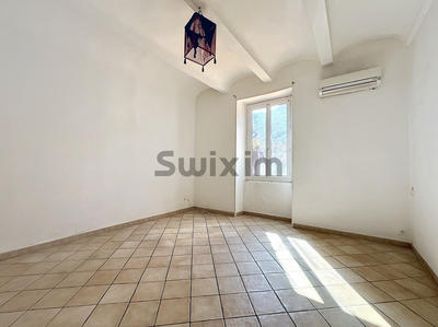 Appartement - 74 m² - 2 pièces