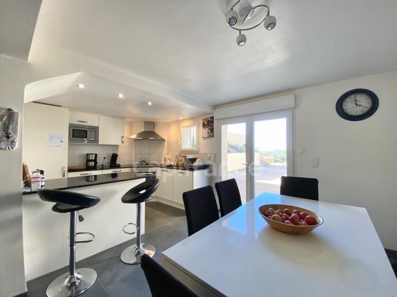 Villa - 224 m² - 8 pièces