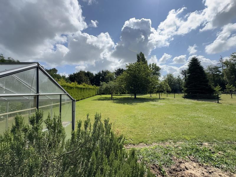 Maison traditionnelle - 228 m² - 7 pièces