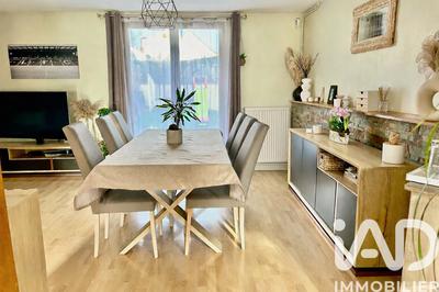 Maison - 80 m² - 4 pièces