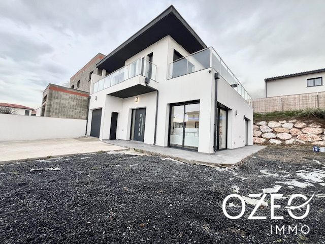 Maison contemporaine - 107 m² - 4 pièces