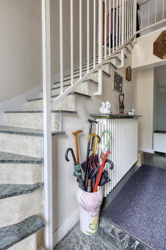 Maison de ville - 184 m² - 9 pièces