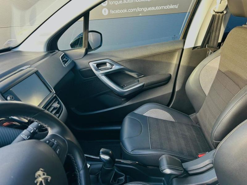 Peugeot 2008 BlueHDi 100 Allure