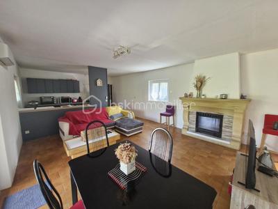 Maison traditionnelle - 95 m² - 5 pièces