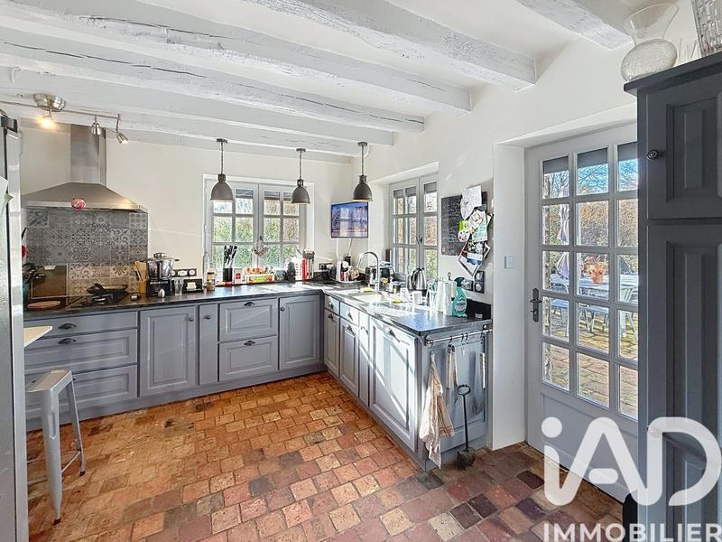 Maison - 310 m² - 8 pièces