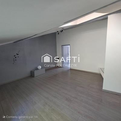 Maison - 230 m² - 6 pièces