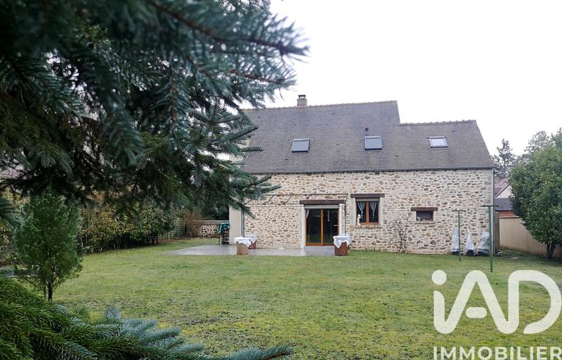 Maison - 195 m² - 9 pièces