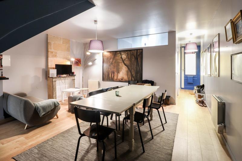 Maison traditionnelle - 213 m² - 11 pièces