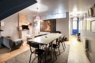 Maison traditionnelle - 213 m² - 11 pièces