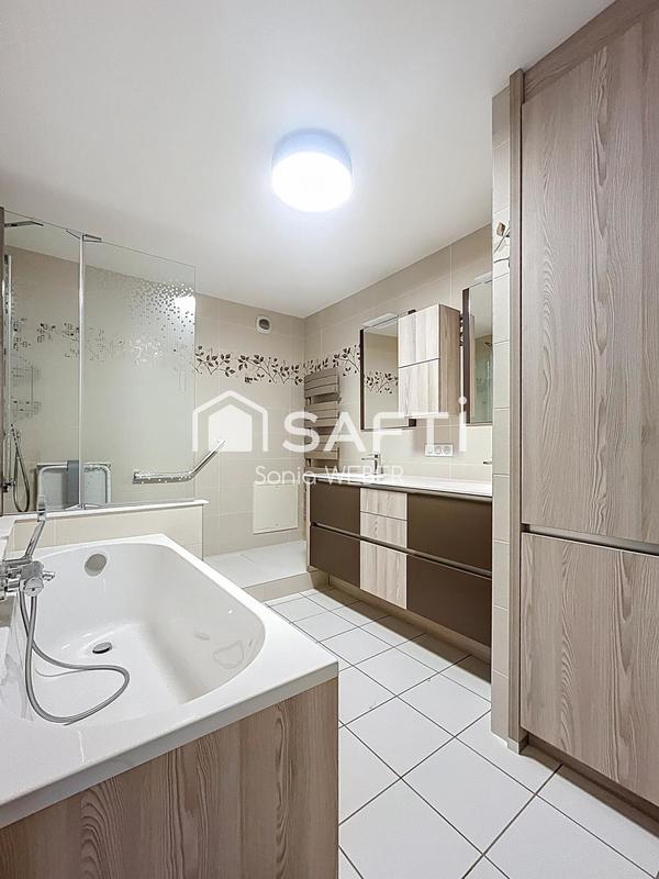 Appartement - 84 m² - 4 pièces